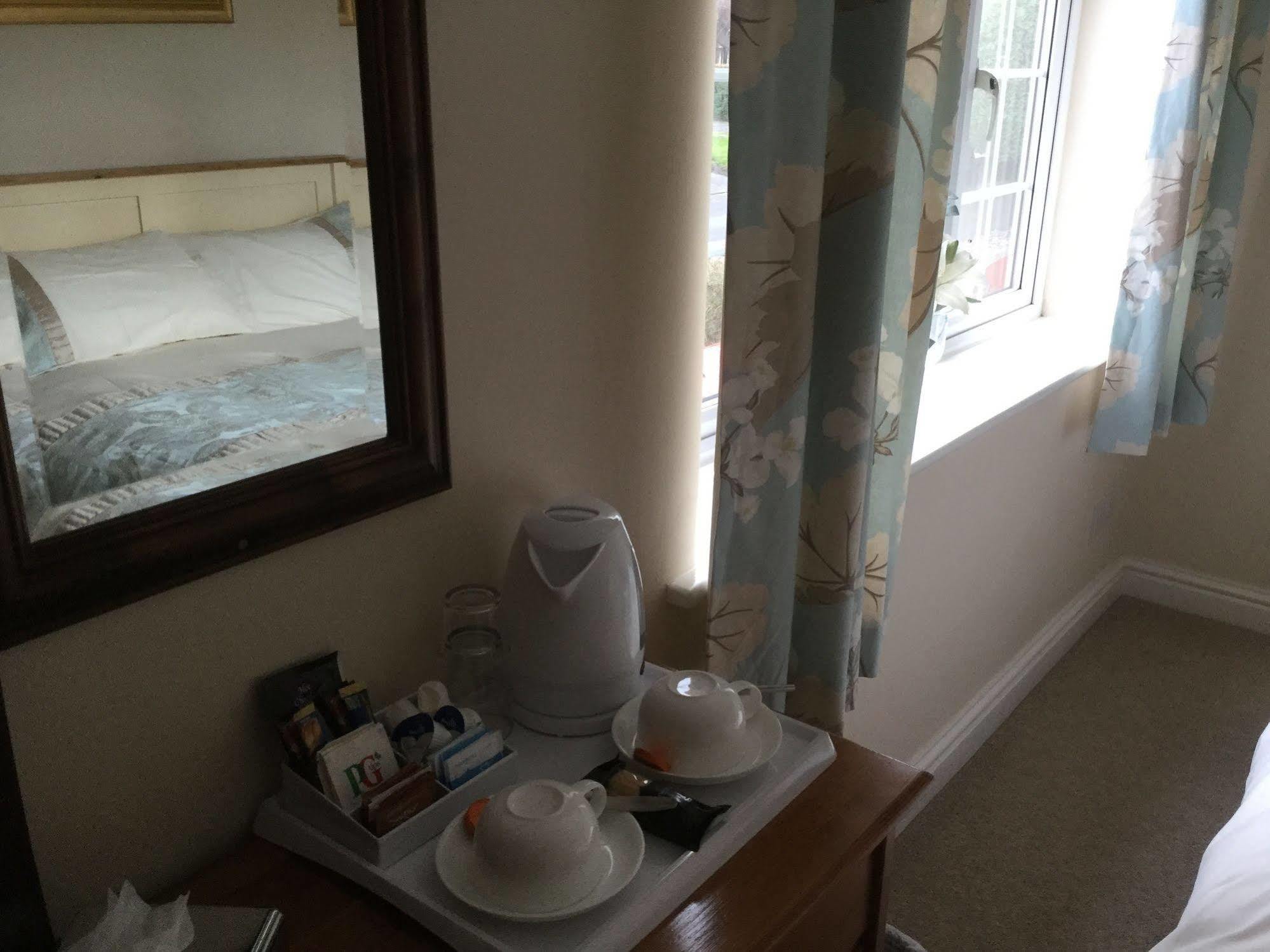 Faviere Guest House Στράτφορντ απόν Έιβον Εξωτερικό φωτογραφία